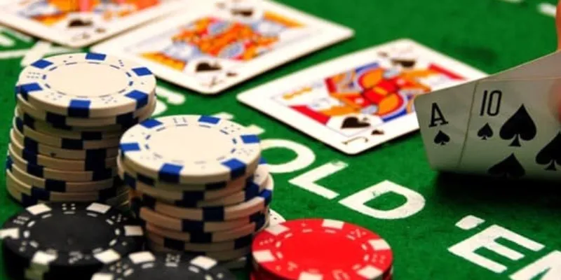 Mẹo đơn giản giúp bạn dễ dàng nhận biết các thứ hạng tay bài Poker