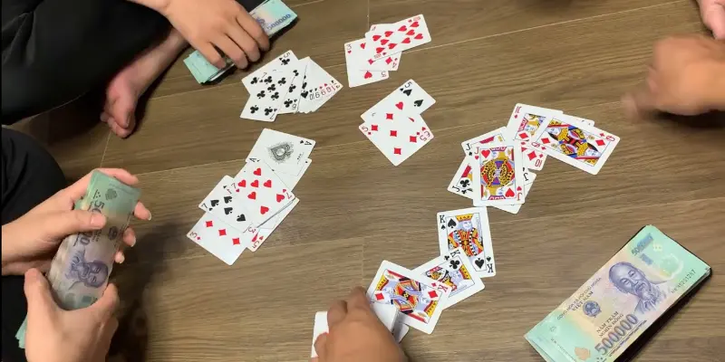 Phân tích chiến thuật và dự đoán những nước đi tiếp theo của đối thủ