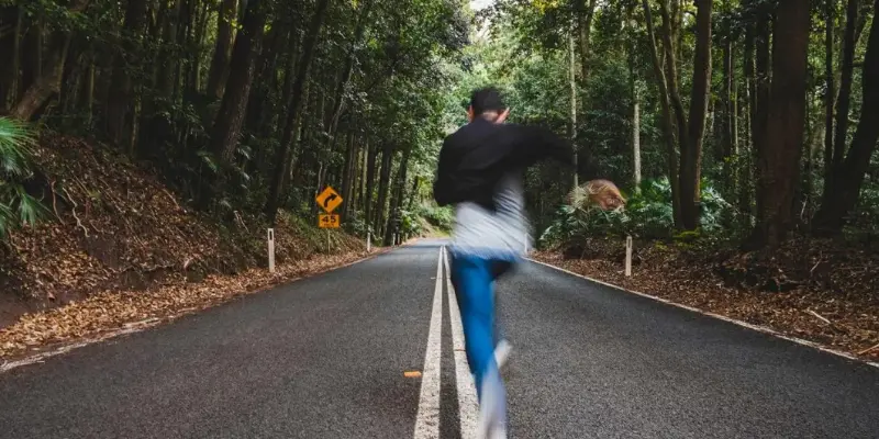 Mẹo luận giải giấc mơ thấy bị đuổi bắt để chọn con số chính xác