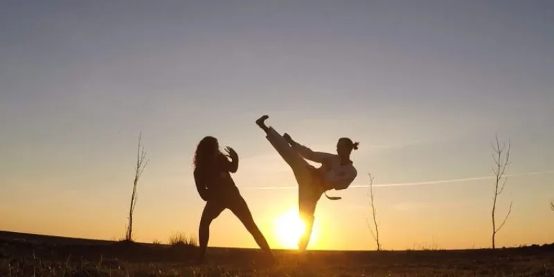 Giấc mơ đánh nhau mang đến con số đề nào?