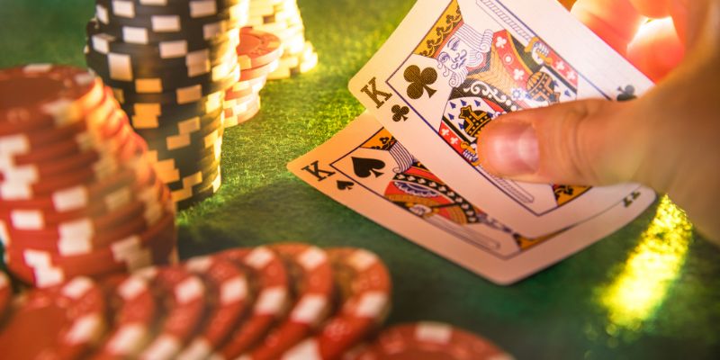 Tìm hiểu về luật chơi Poker Omaha