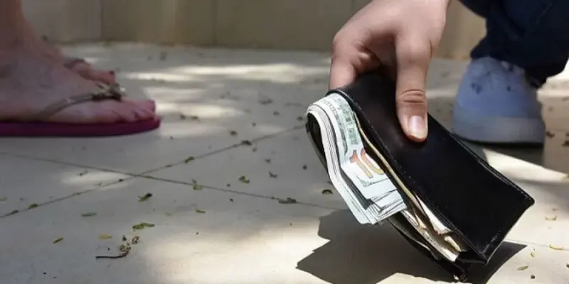 Thông điệp tốt xấu khi nằm mơ lượm được tiền