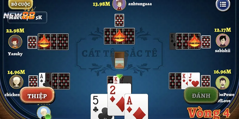 Canh đúng lúc úp bài và giữ bài trong Catte